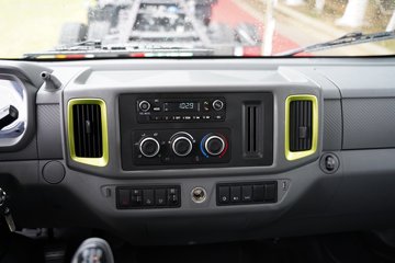 ������������L2 2.5L���� 160���� 4X2 ��ʿ��10�� 3.2����ж��ͼƬ