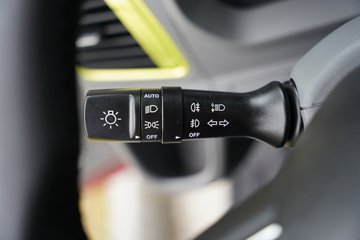 ������������L2 2.5L���� 160���� 4X2 ��ʿ��10�� 3.2����ж��ͼƬ