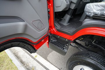 ������������L2 2.5L���� 160���� 4X2 ��ʿ��10�� 3.2����ж��ͼƬ