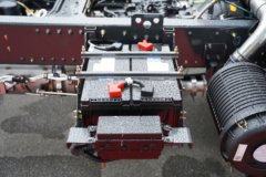 东风柳汽乘龙L2 2.5L柴油 160马力 4X2 法士特10档 3.2米自卸车