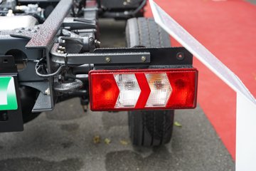 ������������L2 2.5L���� 160���� 4X2 ��ʿ��10�� 3.2����ж��ͼƬ