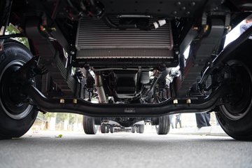 ������������L2 2.5L���� 160���� 4X2 ��ʿ��10�� 3.2����ж��ͼƬ