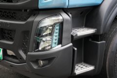 东风柳汽乘龙H5 6X4 侧置电池 纯电动牵引车 宁德时代400kWh