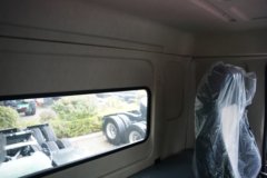 东风柳汽乘龙H5 6X4 侧置电池 纯电动牵引车 宁德时代400kWh