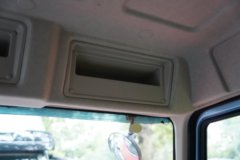 东风柳汽乘龙H5 6X4 侧置电池 纯电动牵引车 宁德时代400kWh