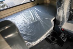 东风柳汽乘龙H5 4X2 换电式纯电动牵引车 宁德时代512.59kWh