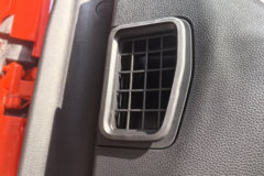 重汽汕德卡SITRAK G5S 350马力 4X2 中国重汽12档 6.8米仓栅式载货车