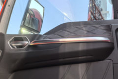 重汽汕德卡SITRAK G5S 350马力 4X2 中国重汽12档 6.8米仓栅式载货车