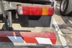 重汽汕德卡SITRAK G5S 350马力 4X2 中国重汽12档 6.8米仓栅式载货车