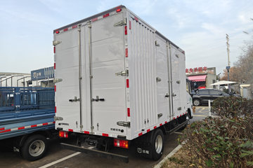 Զ�� ����H8E �ǻ۰� 4.5T 4.15�׵��Ŵ��綯��ʽ�Ῠ100.88kWhͼƬ
