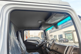 星智H8E&nbsp;电动载货车驾驶室图片