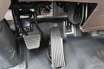 Զ�� ����H8E �ǻ۰� 4.5T 4.15�׵��Ŵ��綯��ʽ�Ῠ100.88kWhͼƬ