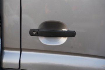 ���������D7 3L���� 210���� ��ʿ��8�� 6.15�׵��������ػ���ͼƬ