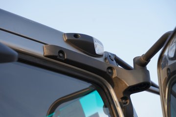 ���������D7 3L���� 210���� ��ʿ��8�� 6.15�׵��������ػ���ͼƬ