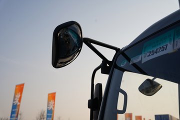 ���������D7 3L���� 210���� ��ʿ��8�� 6.15�׵��������ػ���ͼƬ