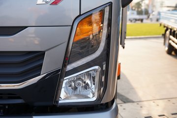 ���������D7 3L���� 210���� ��ʿ��8�� 6.15�׵��������ػ���ͼƬ