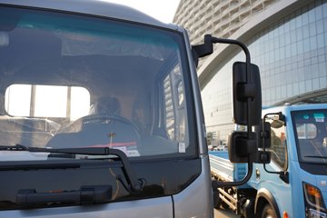 ���������D7 3L���� 210���� ��ʿ��8�� 6.15�׵��������ػ���ͼƬ