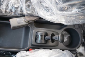 ���������D7 3L���� 210���� ��ʿ��8�� 6.15�׵��������ػ���ͼƬ