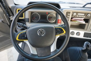 ���������D7 3L���� 210���� ��ʿ��8�� 6.15�׵��������ػ���ͼƬ