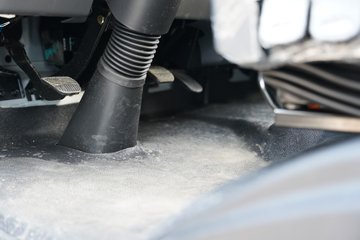 ���������D7 3L���� 210���� ��ʿ��8�� 6.15�׵��������ػ���ͼƬ