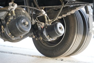 ���������D7 3L���� 210���� ��ʿ��8�� 6.15�׵��������ػ���ͼƬ