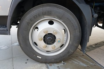 ���������D7 3L���� 210���� ��ʿ��8�� 6.15�׵��������ػ���ͼƬ