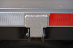 东风多利卡D7 3L柴油 210马力 法士特8档 6.15米单排栏板载货车