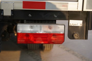 ���������D7 3L���� 210���� ��ʿ��8�� 6.15�׵��������ػ���ͼƬ