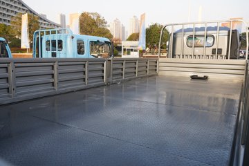 ���������D7 3L���� 210���� ��ʿ��8�� 6.15�׵��������ػ���ͼƬ