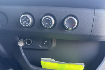 ����ȫ��˳�� ��׼�� 2.5L���� 136���� ������5�� 4.2�׵�����ʽ�ῨͼƬ