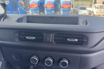 ����ȫ��˳�� ��׼�� 2.5L���� 136���� ������5�� 4.2�׵�����ʽ�ῨͼƬ