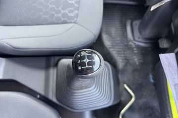 ����ȫ��˳�� ��׼�� 2.5L���� 136���� ������5�� 4.2�׵�����ʽ�ῨͼƬ