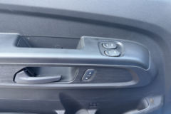 江铃全新顺达 标准款 2.5L柴油 136马力 万里扬5档 4.2米单排厢式轻卡