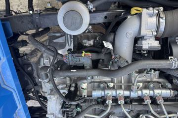 ����ȫ��˳�� ��׼�� 2.5L���� 136���� ������5�� 4.2�׵�����ʽ�ῨͼƬ