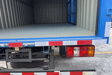 ����ȫ��˳�� ��׼�� 2.5L���� 136���� ������5�� 4.2�׵�����ʽ�ῨͼƬ