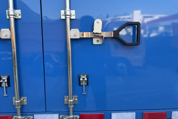 ����ȫ��˳�� ��׼�� 2.5L���� 136���� ������5�� 4.2�׵�����ʽ�ῨͼƬ