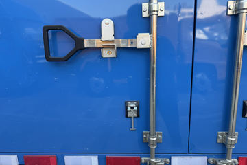 ����ȫ��˳�� ��׼�� 2.5L���� 136���� ������5�� 4.2�׵�����ʽ�ῨͼƬ