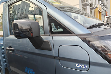 Զ������F3E 2025���ǻ۰� Һɲ 3.82�׵��Ŵ��綯����΢�� ����65kWhͼƬ