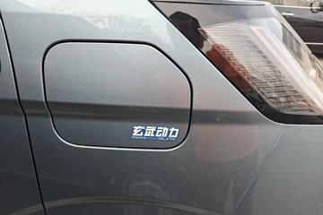 Զ������F3E 2025���ǻ۰� Һɲ 3.82�׵��Ŵ��綯����΢�� ����65kWhͼƬ