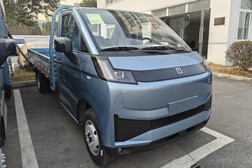 远程星智F3E 2025款智慧版 液刹 3.82米单排纯电动栏板微卡 玄武73kWh