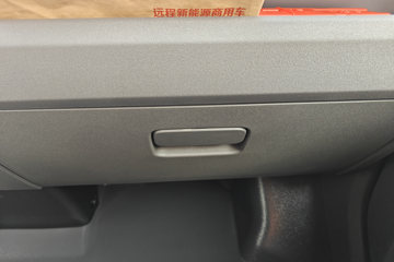 Զ������F3E 2025���ǻ۰� Һɲ 3.82�׵��Ŵ��綯����΢�� ����65kWhͼƬ