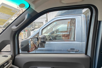 Զ������F3E 2025���ǻ۰� Һɲ 3.82�׵��Ŵ��綯����΢�� ����65kWhͼƬ