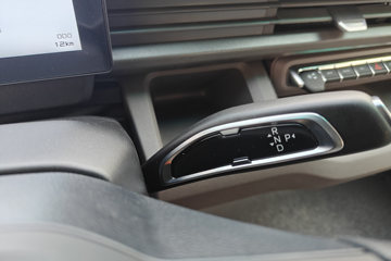 Զ������F3E 2025���ǻ۰� Һɲ 3.82�׵��Ŵ��綯����΢�� ����65kWhͼƬ
