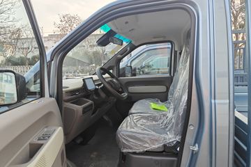 Զ������F3E 2025���ǻ۰� Һɲ 3.82�׵��Ŵ��綯����΢�� ����65kWhͼƬ