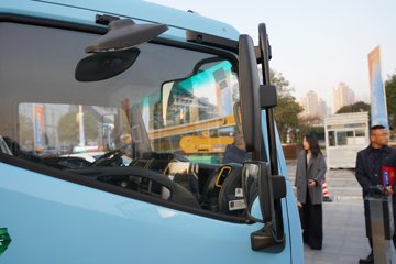 ���������D6 ���߹��� 2.5L���� 170���� ������6�� 3.825���Ű������ῨͼƬ