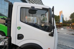 东风多利卡D6 4.2米单排插电式混合动力栏板轻卡