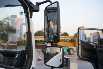 ���������D6 4.2�׵��Ų��ʽ��϶��������ῨͼƬ