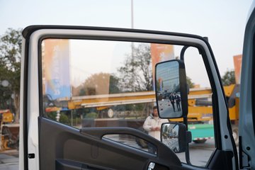 ���������D6 4.2�׵��Ų��ʽ��϶��������ῨͼƬ