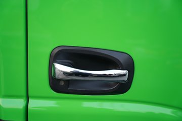 ���������D6 2.4L���� 155���� ��ʿ��8�� 3.2�׵�����ж��ͼƬ