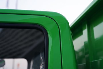 ���������D6 2.4L���� 155���� ��ʿ��8�� 3.2�׵�����ж��ͼƬ